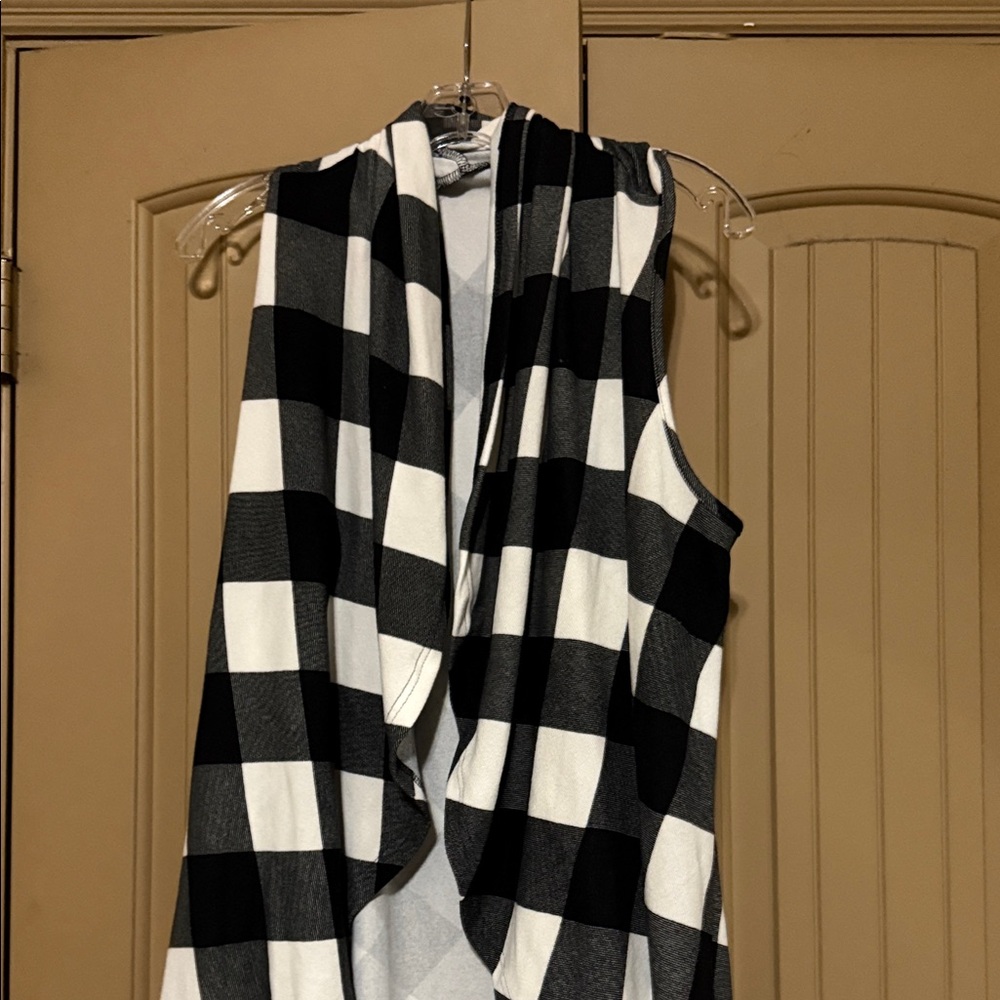 Just USA Black and White Checkered Cardigan
